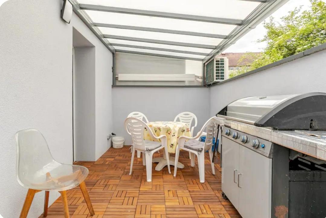 Maisonnette Avec Terrasse Страсбург Экстерьер фото